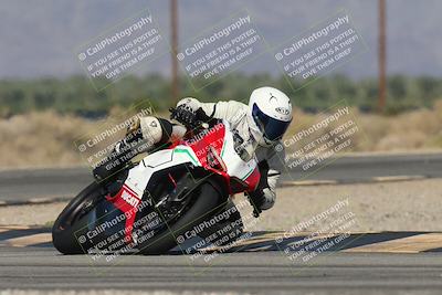 media/Oct-13-2025-Moto Forza (Mon) [[a66d839500]]/2-A Group/Session 3 (Turn 16)/